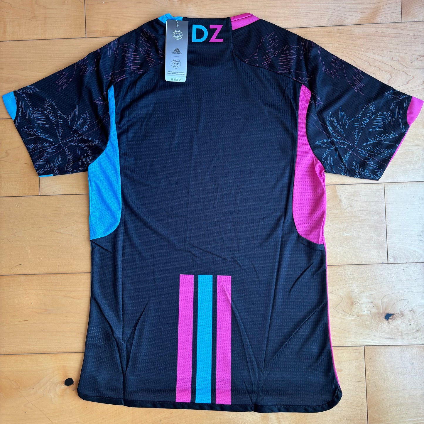 ALGERIA PINK & BLUE SPECIAL KIT – PLAYER VERSION